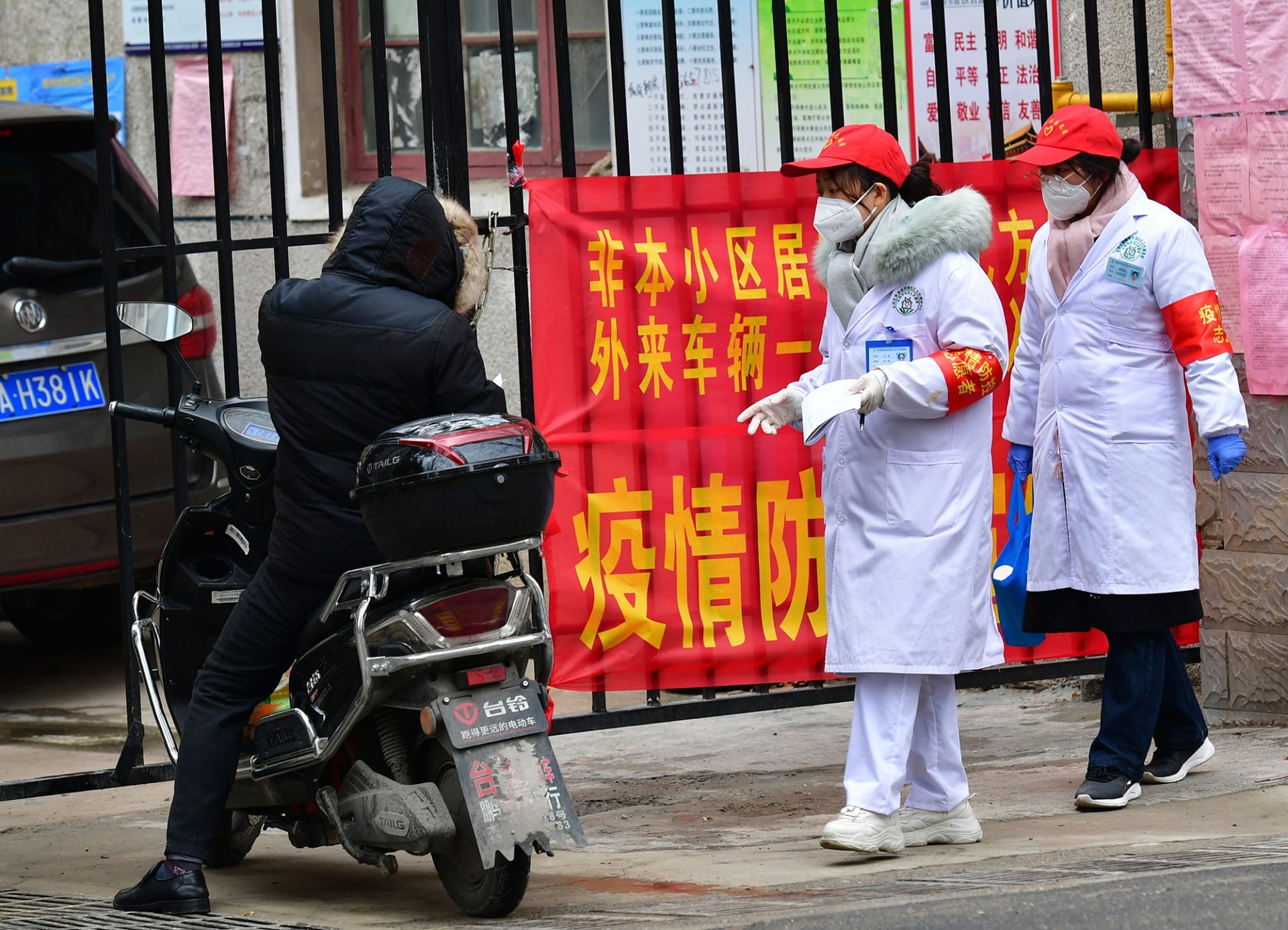 从北京到杭州，疫情下的跨城流动与防疫挑战