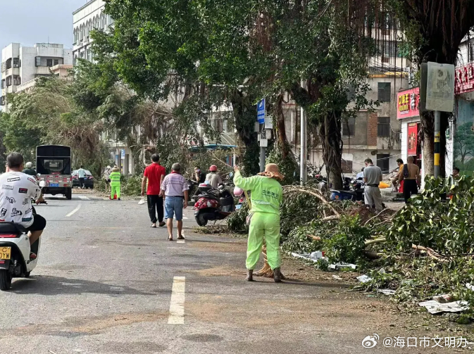 海口封了，一座城市的暂停与重启