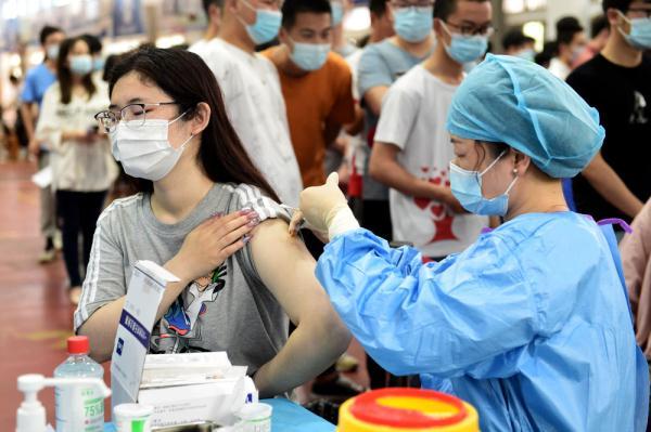 北京长春新冠疫苗，研发进展与全民免疫的新里程碑