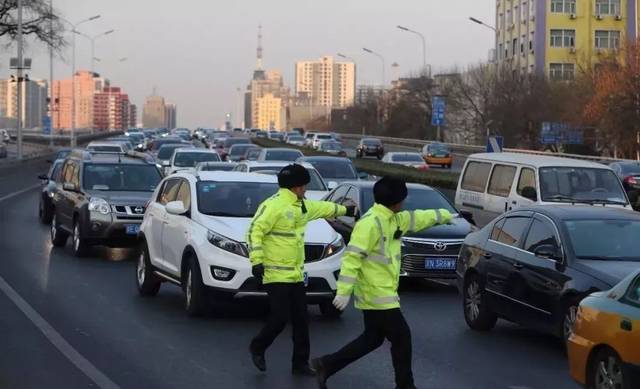 河北北京封路，交通管制背后的深层考量与民生影响