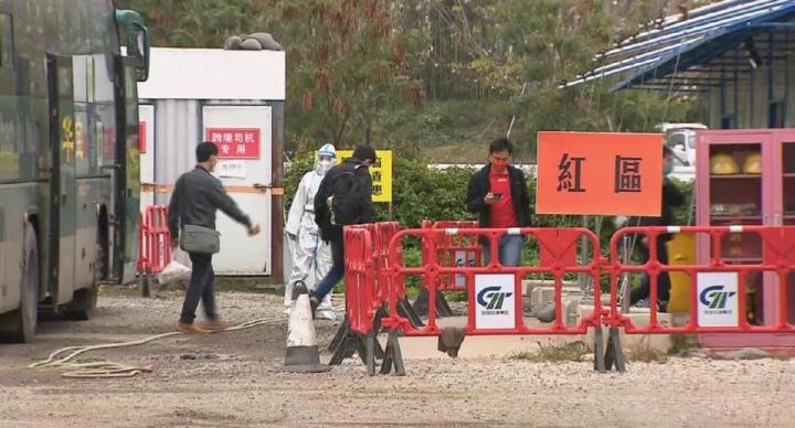 香港政府积极施策 全力抗击新冠疫情