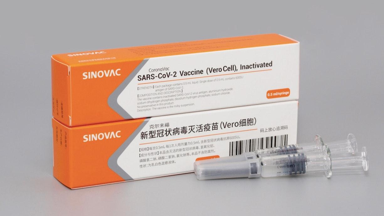 北京产的新冠疫苗，科兴中维与国药集团的抗疫先锋
