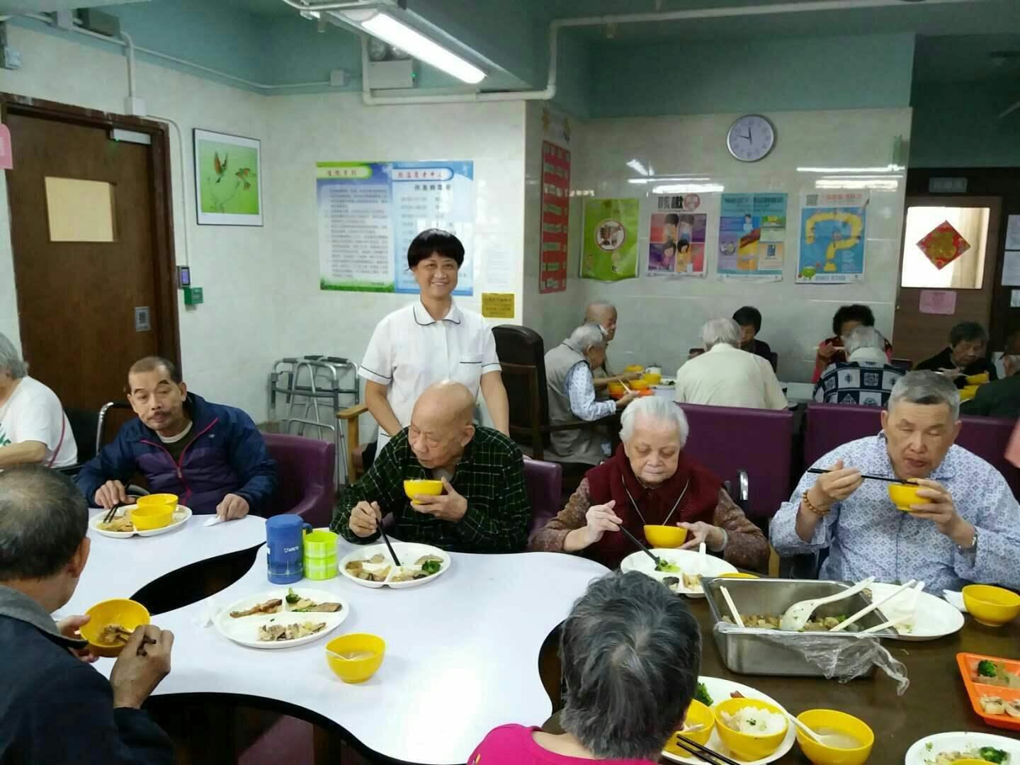 香港疫情下的现金援助政策，为何强积金（MPF）成为关键条件？
