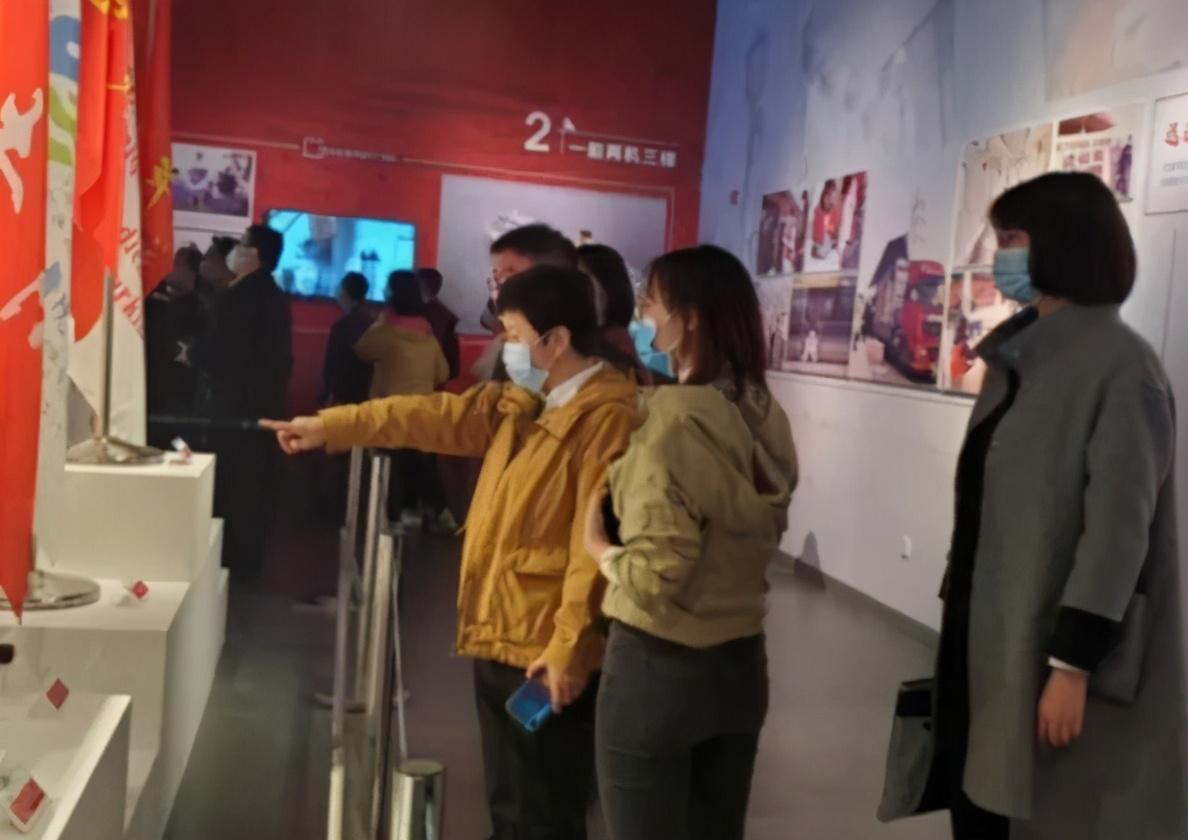 天津市新冠疫情防控指挥部/天津市疫情防控指挥中心