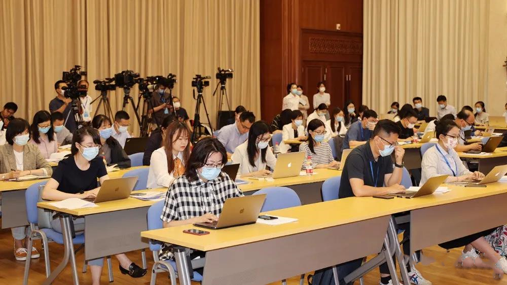 【市场监管部门日前在重庆召开,市场监管部门日前在重庆召开会议】