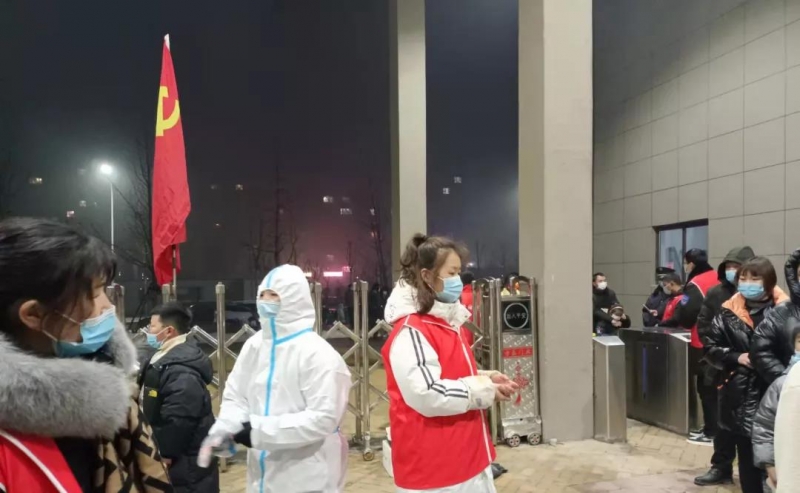 青春担当，共克时艰—郑州大学生抗疫纪实