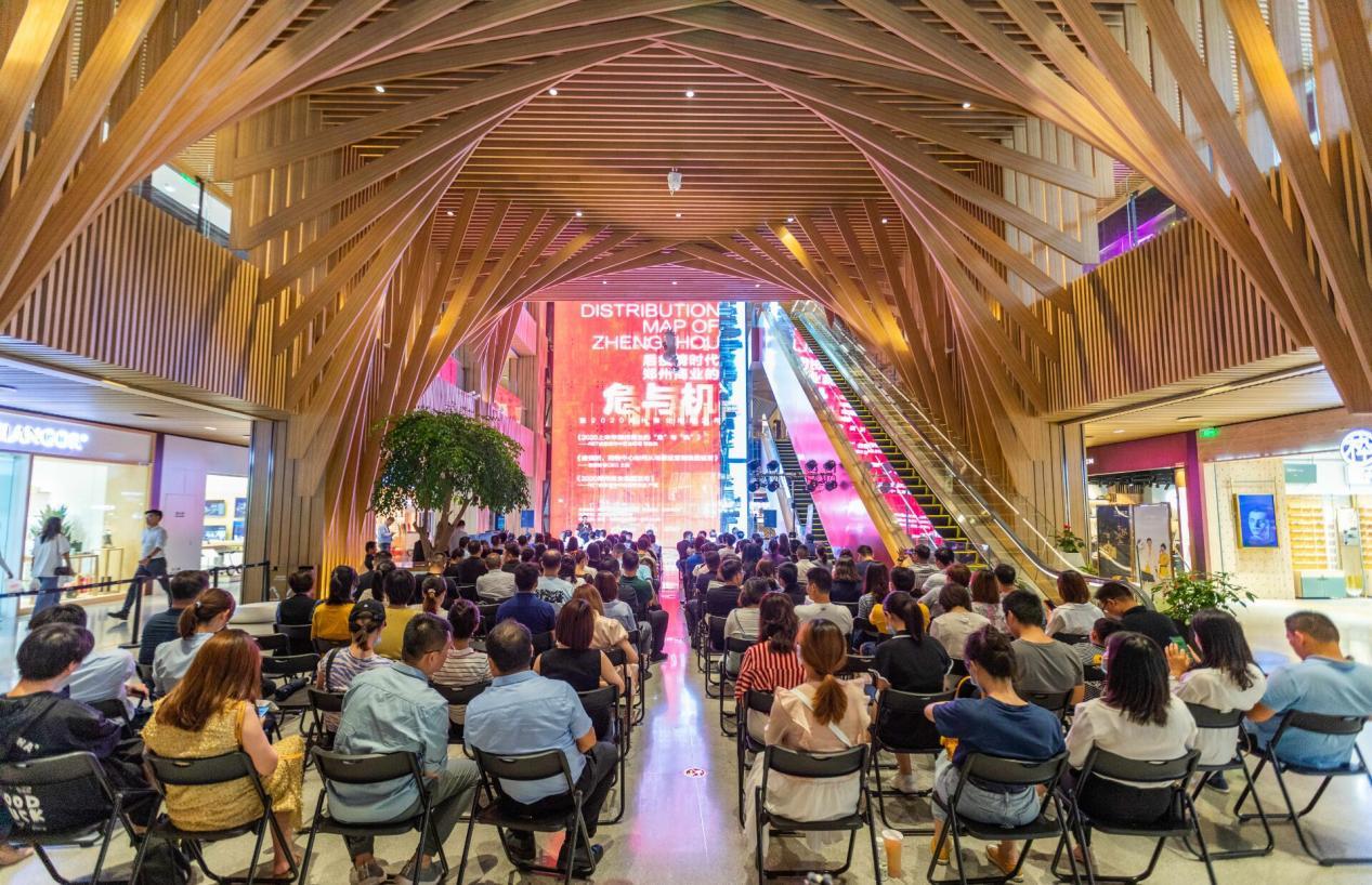 郑州召开疫情防控新闻发布会，精准施策筑牢防线，科学应对保障民生