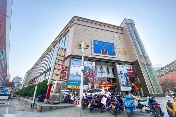 郑州疫情比武汉疫情更严重吗？基于数据与防控措施的比较分析