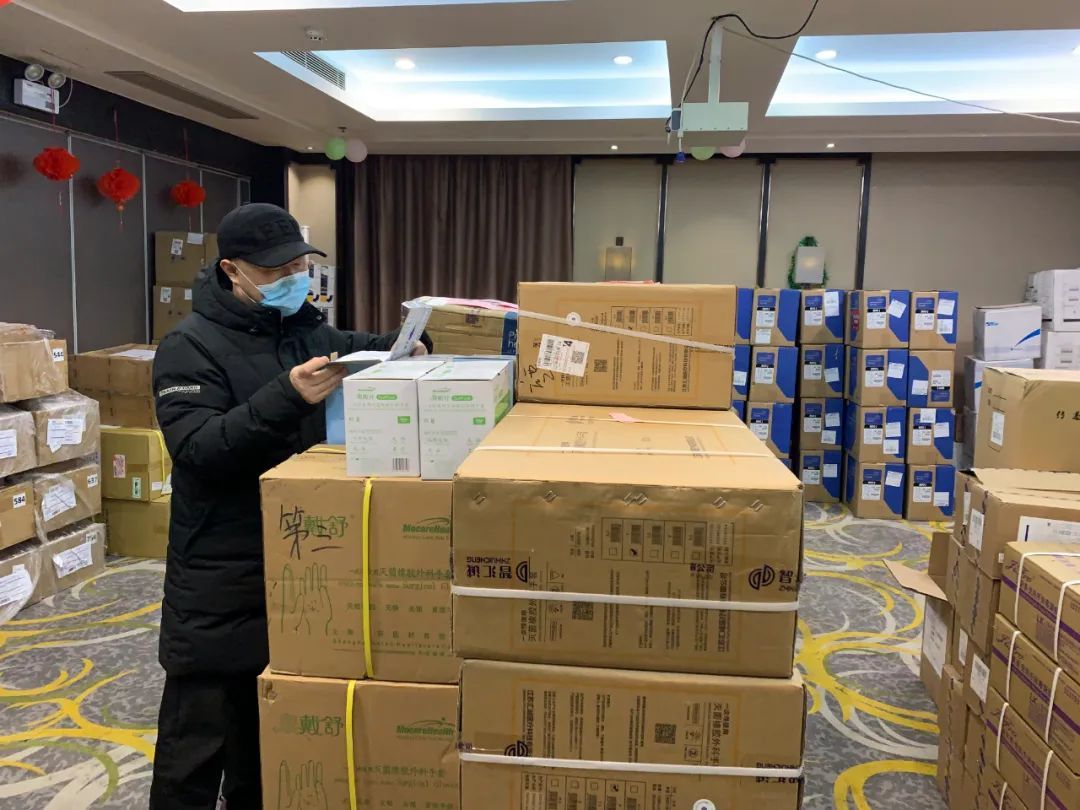 武汉疫情物资短缺，危机中的挑战与应对